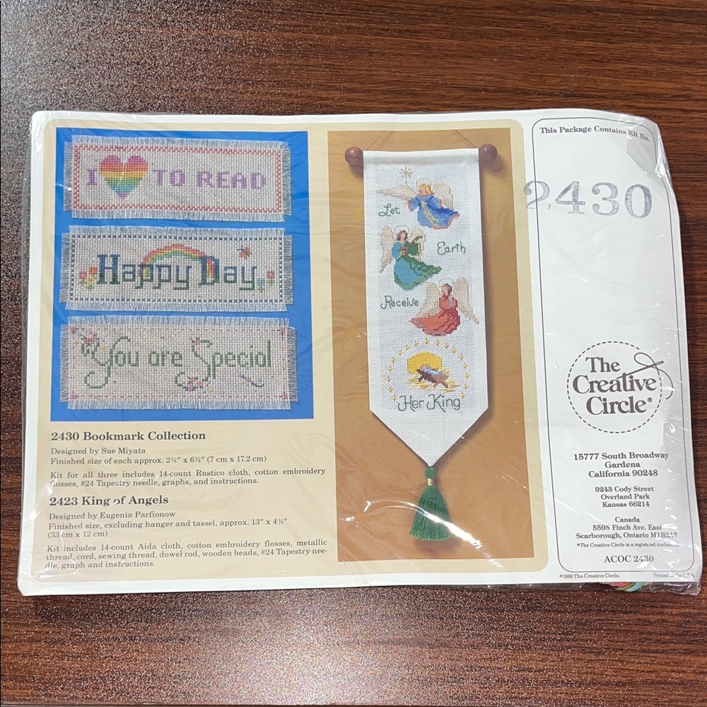 cross stitch kit. By the creative circle.
Unopened